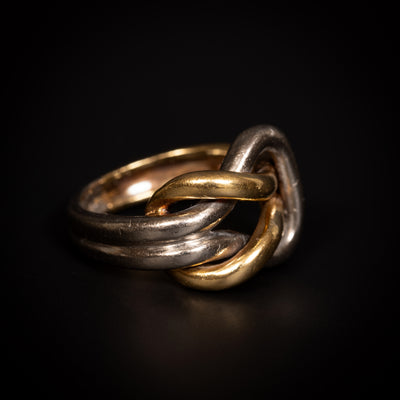 Ring met liefdesnkoop in goud en platina - #2