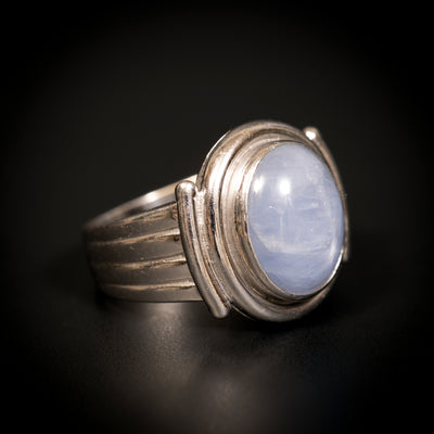 White gold ring with star sapphire - #1